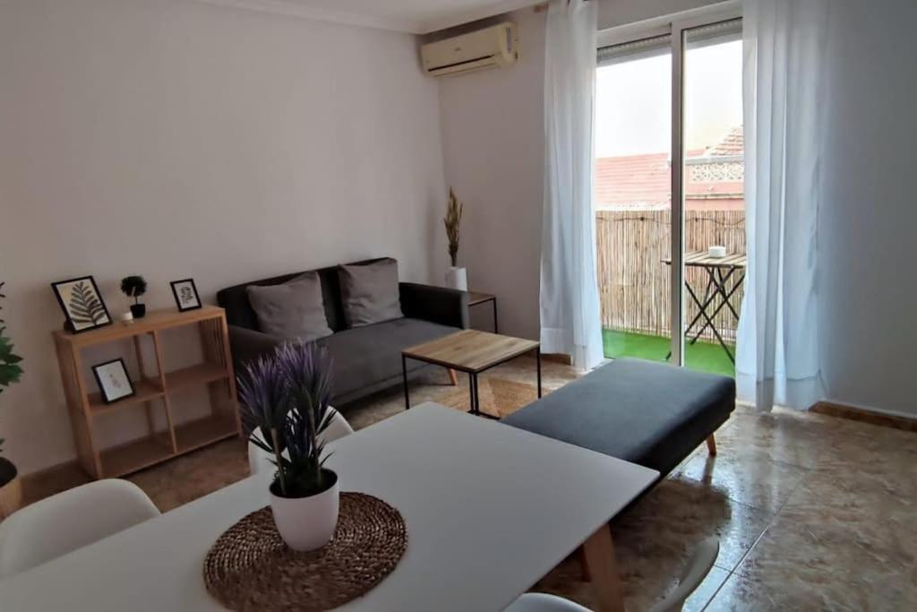 Apartamento En El Centro De Elche Con Terraza La Alborada エクステリア 写真